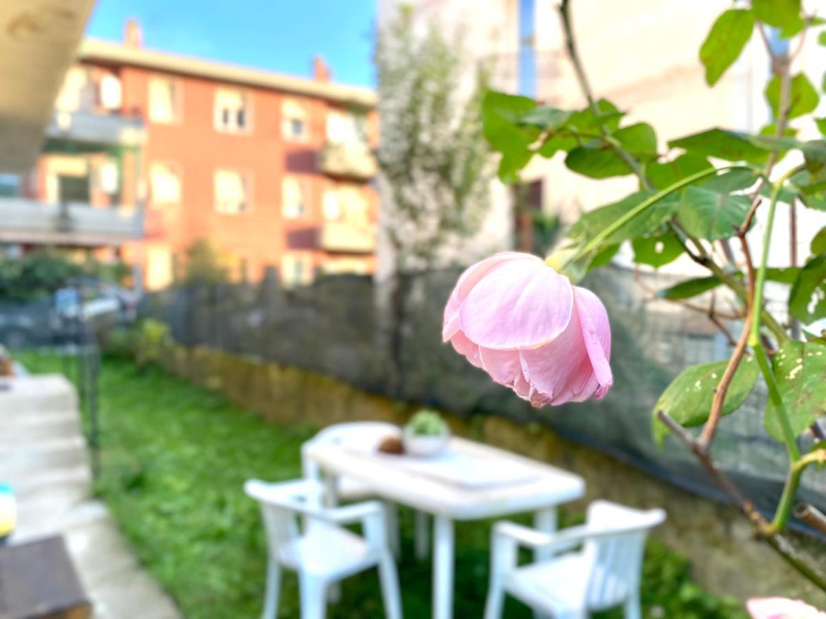 Appartamento CasaViva-Trilocale con giardino e posteggio a Rapallo Esterno foto