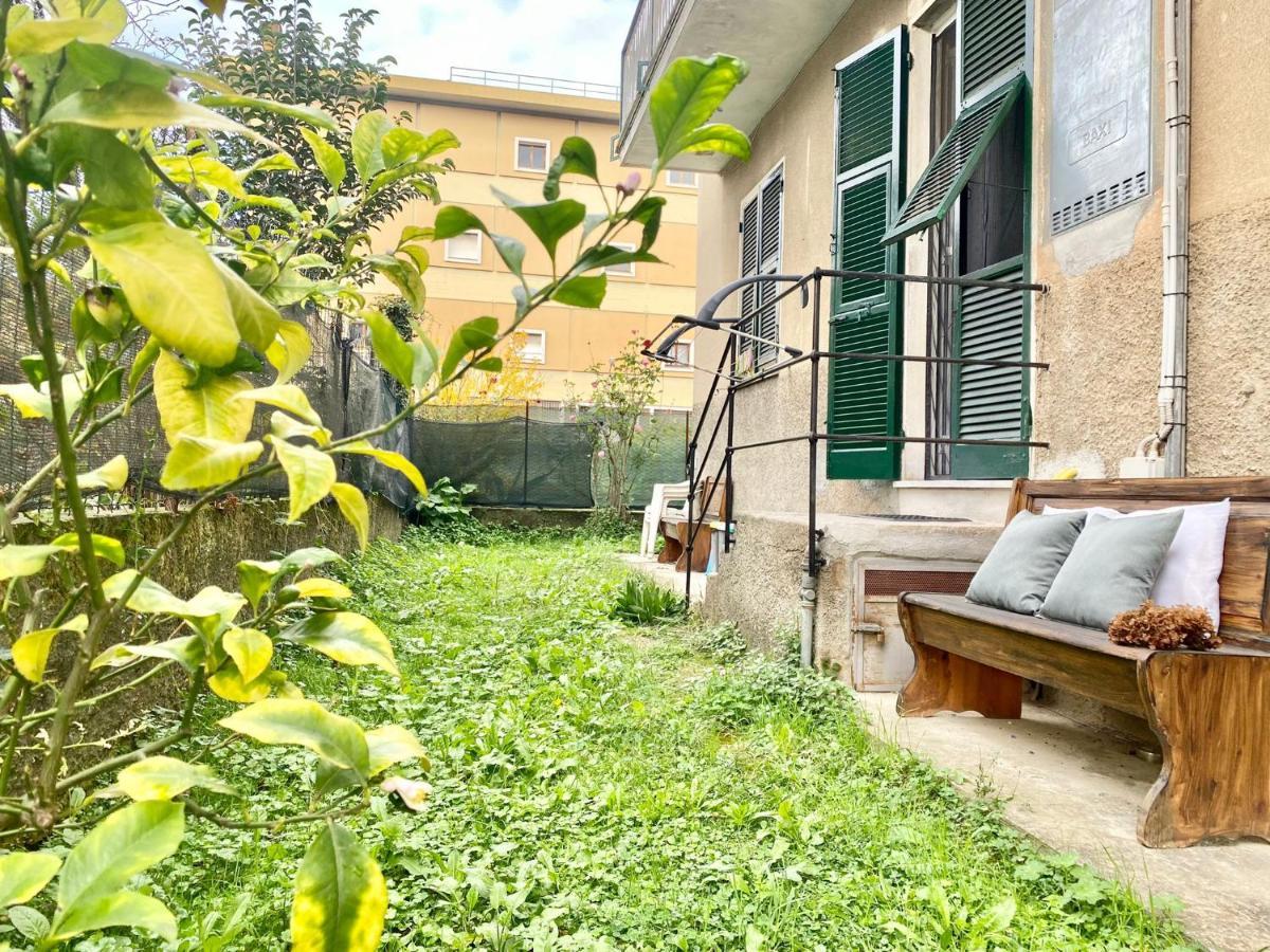 Appartamento CasaViva-Trilocale con giardino e posteggio a Rapallo Esterno foto